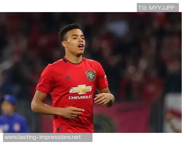 世上最惊艳的足球明星们如何用才华与魅力征服全球球迷的心 世上最惊艳的足球明星们如何用才华与魅力征服全球球迷的心