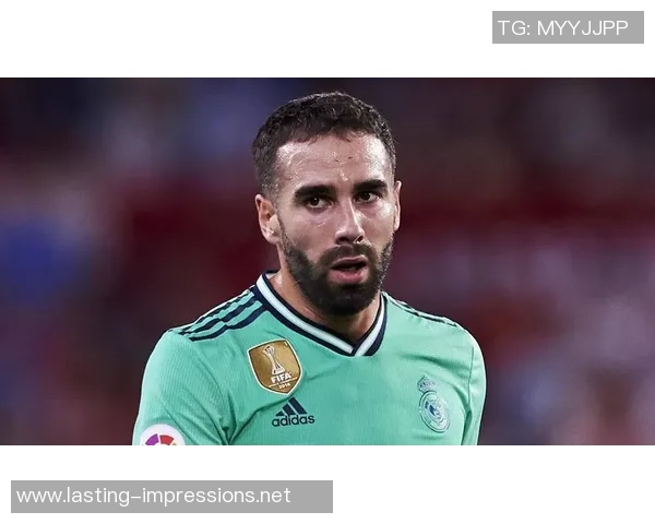 时代杂志封面足球明星的魅力与影响力探讨 时代杂志封面足球明星的魅力与影响力探讨