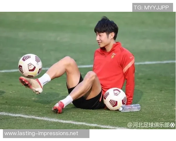 武汉足球队心理素质探讨:如何提升球队在比赛中的心理韧性与表现 武汉足球队心理素质探讨:如何提升球队在比赛中的心理韧性与表现