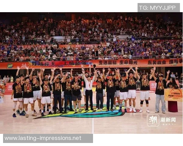 专业解读：杭州足球队的包夹打法