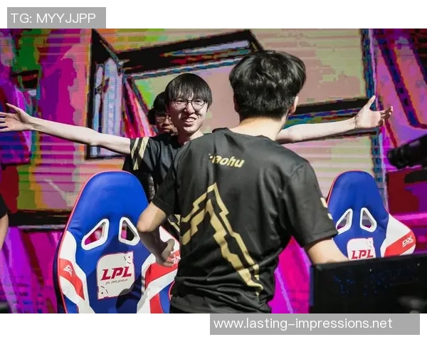 王者荣耀热议：RNG的战术争议